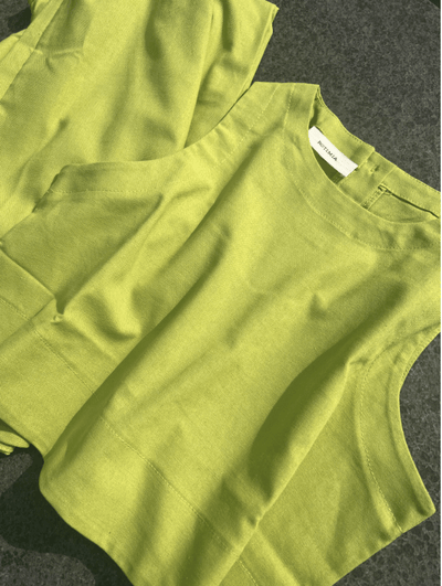 Isola | Two-Piece Sleeveless Set